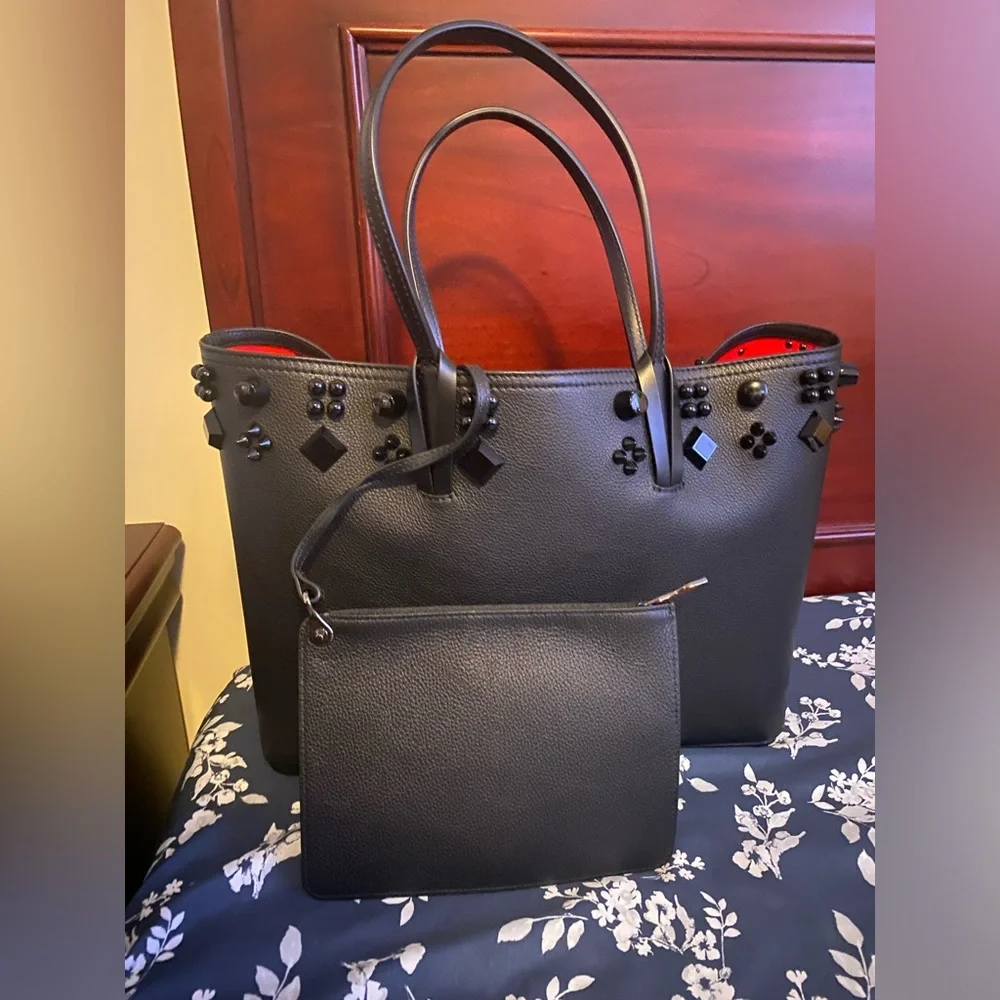 NWT Christian Louboutin Cabata Calf Leather Large Carryall & Wristlet Insert - Picture 1 of 9